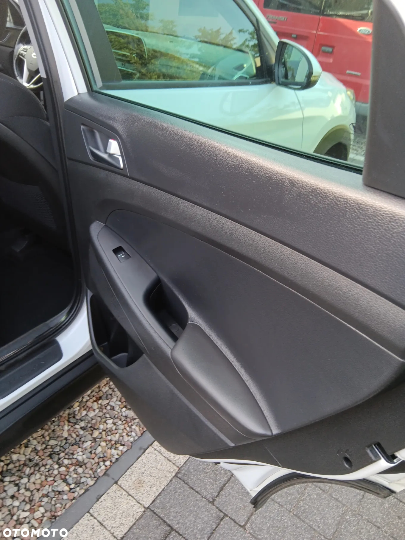 Hyundai Tucson 1.6 GDI BlueDrive Comfort 2WD - 12