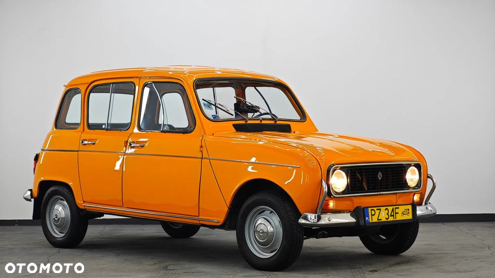 Renault 4 - 3