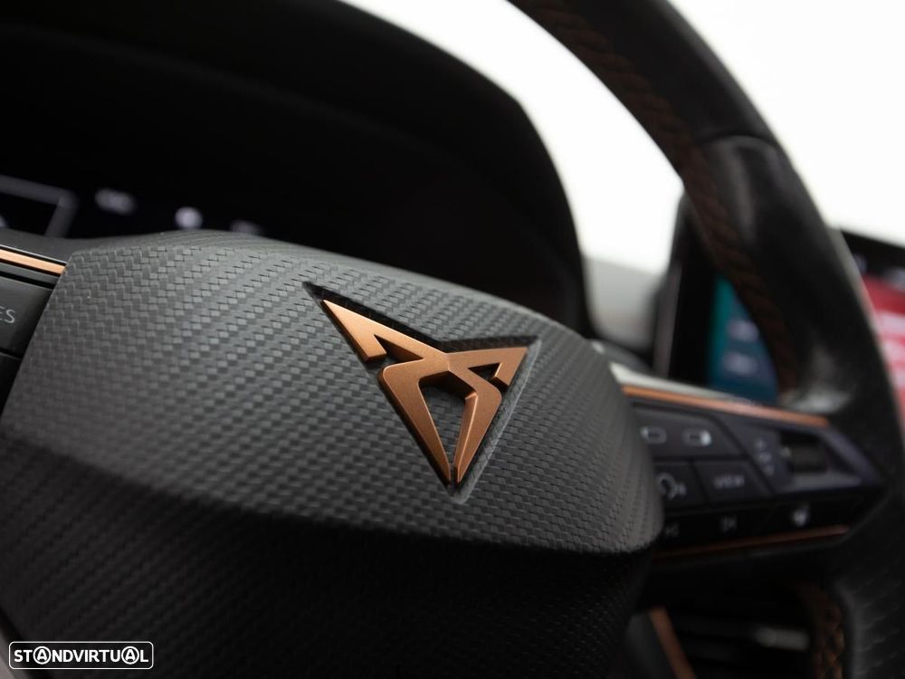 Cupra Formentor 1.4 e-Hybrid Base DSG - 16