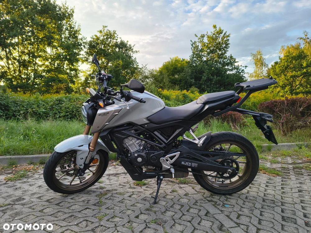 Honda CB - 2