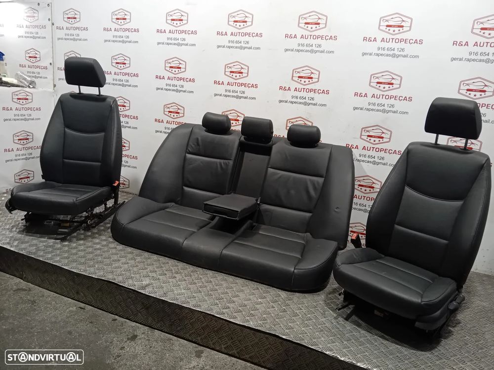 Conjunto de Bancos BMW Série 3 E90 em Pele Imaculados Original - 2