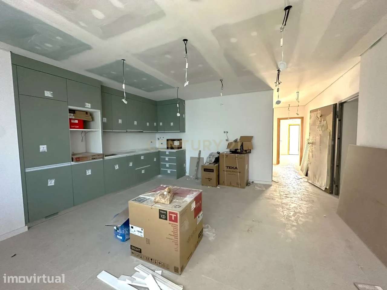 T2 NOVO EM OLHÃO | LOGRADOURO PRIVADO | CEDÊNCIA DE POSIÇÃO - Grande imagem: 2/16