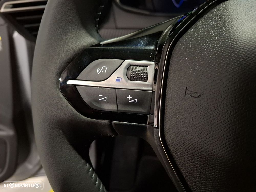 Peugeot e-208 50 kWh Allure - 15