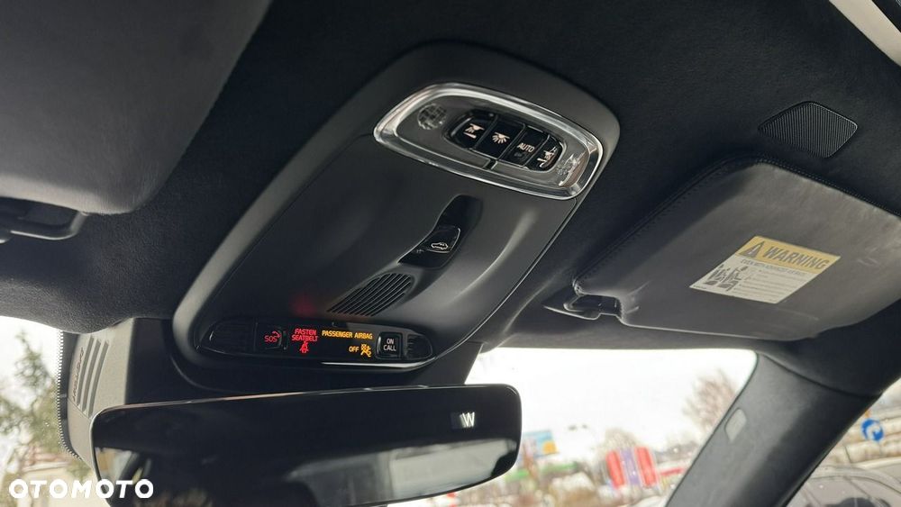 Volvo XC 90 - 11