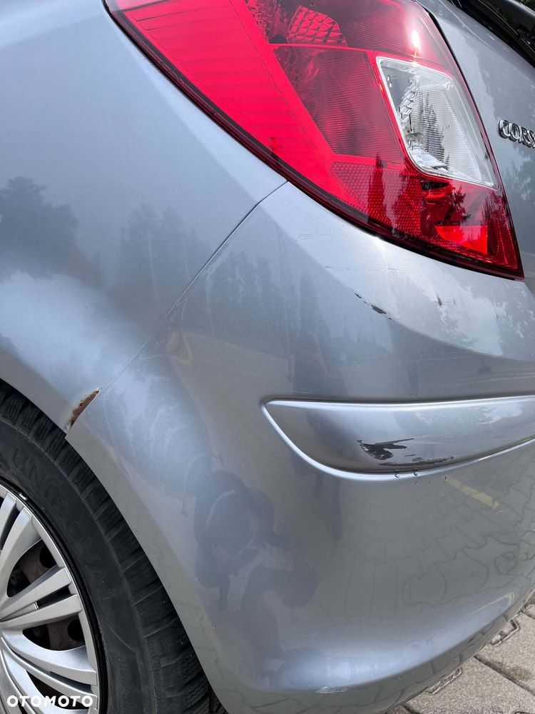 Opel Corsa 1.2 16V Enjoy - 24