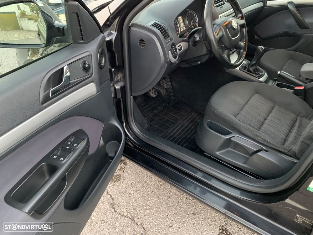 Skoda Octavia Break 1.6 TDi Ambition - 14
