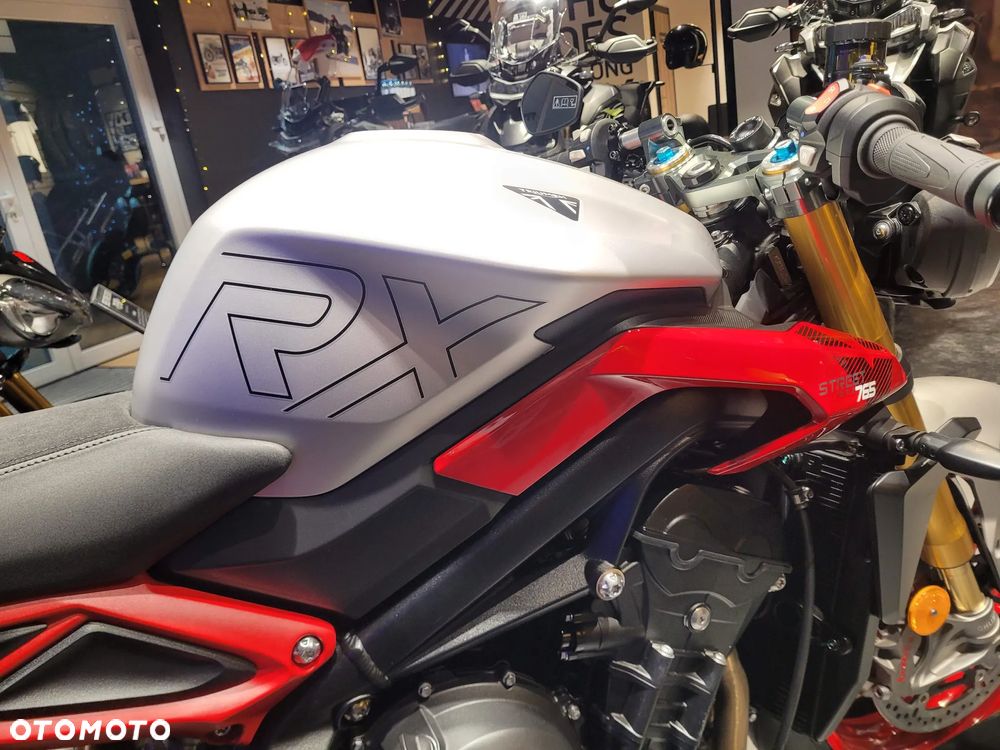 Triumph Street Triple - 3