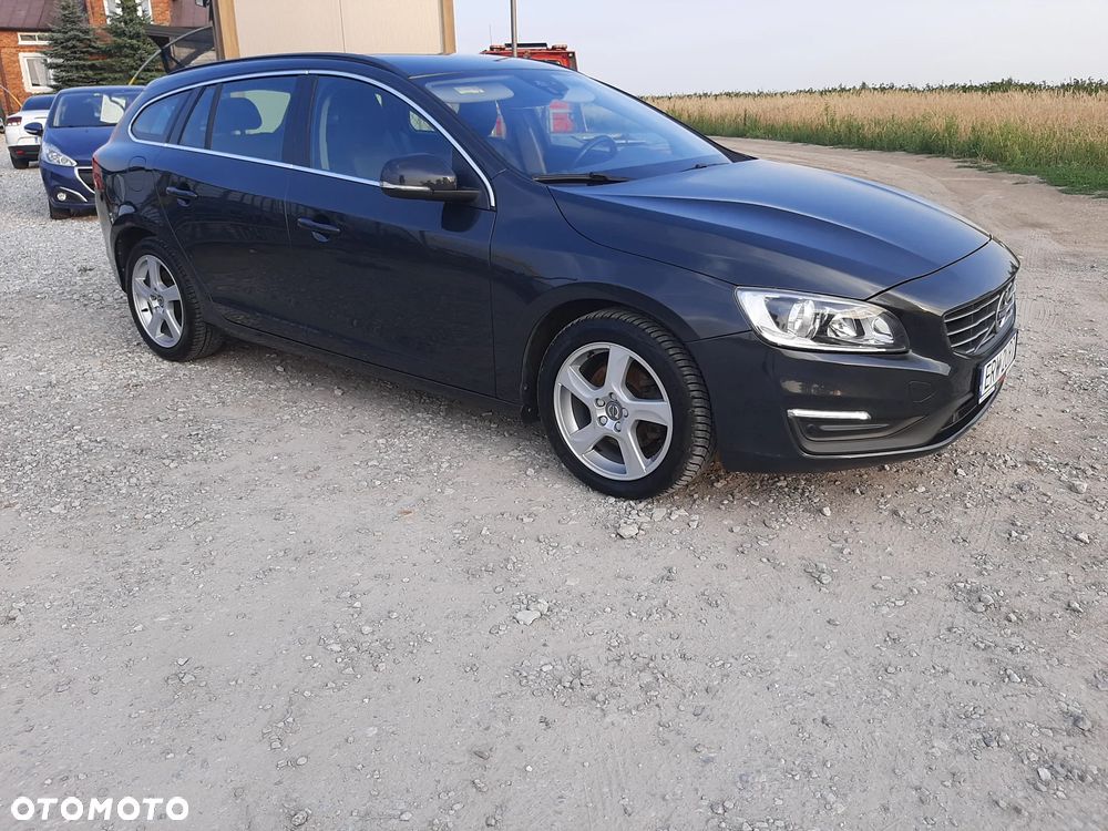 Volvo V60 D3 Geartronic Summum - 12