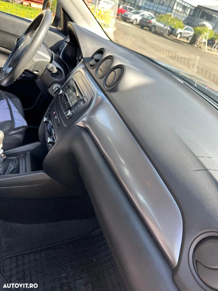 Suzuki Vitara - 10