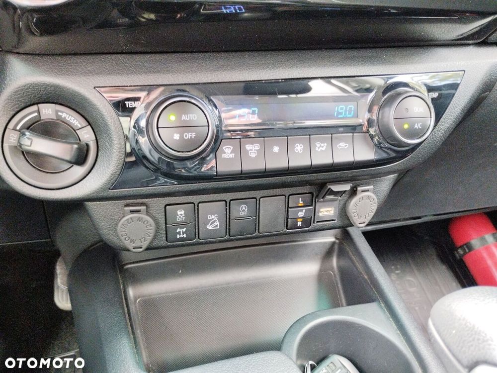 Toyota Hilux 2.8 D-4D mHEV Double Cab Executive 4x4 - 20