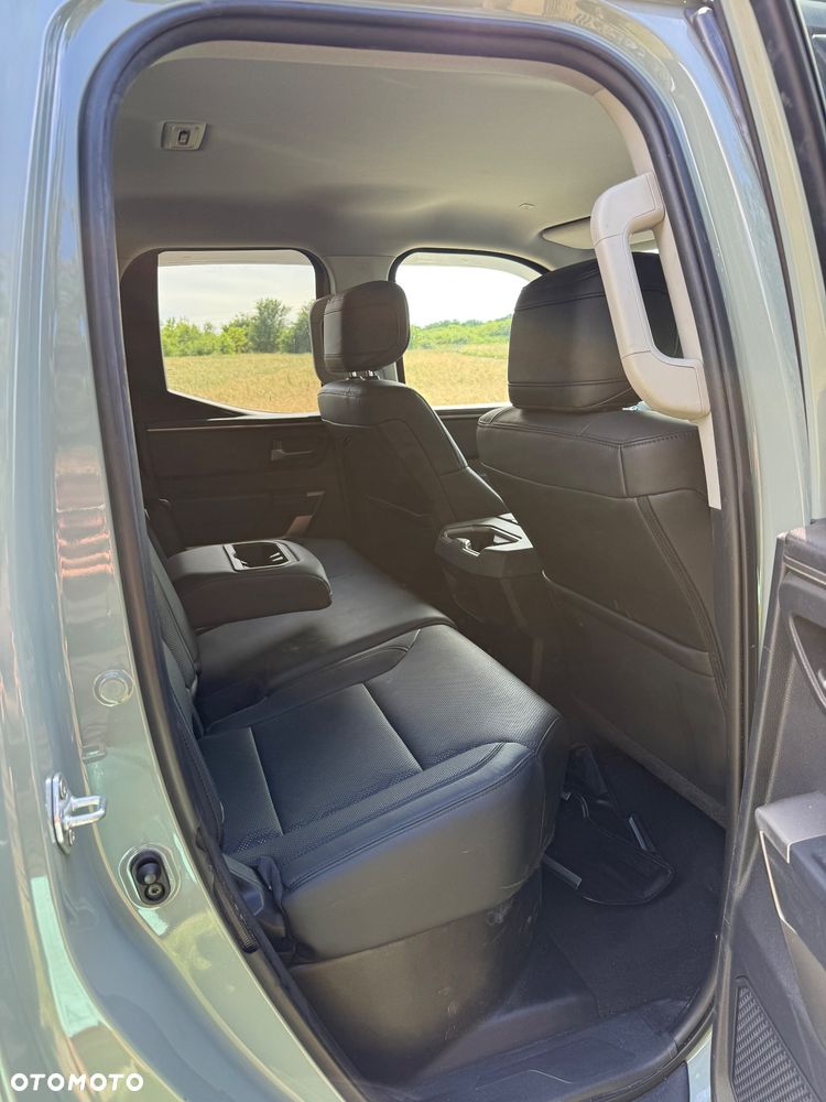 Toyota Tundra - 10