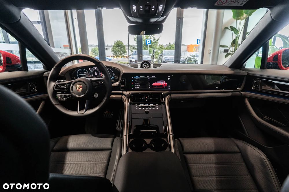 Porsche Panamera 4 - 10