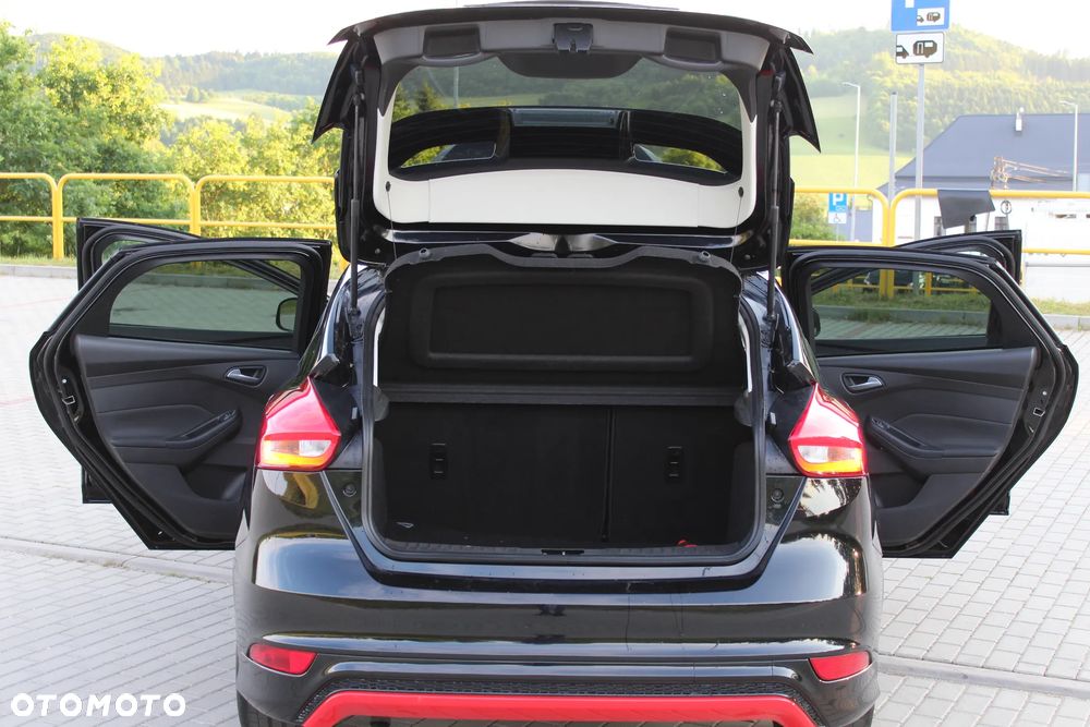 Ford Focus 1.0 EcoBoost ST-Line Black ASS - 20