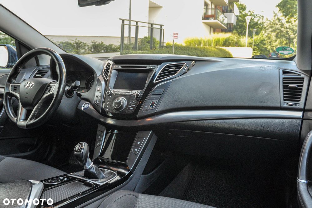 Hyundai i40 - 10