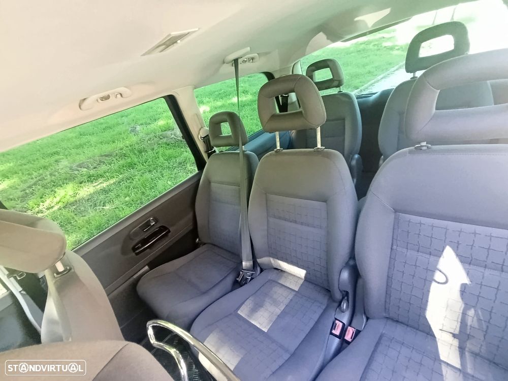 SEAT Alhambra 1.9 TDI Sport - 30