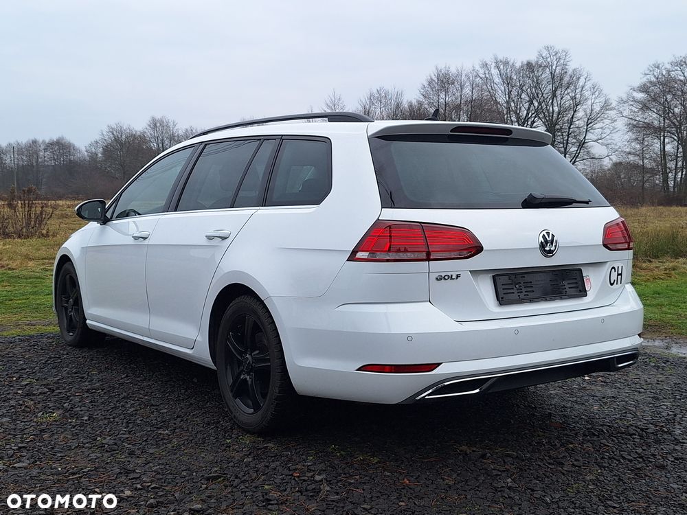 Volkswagen Golf Variant ver-1-5-tsi-act-bluemotion-technology-dsg-highline - 1