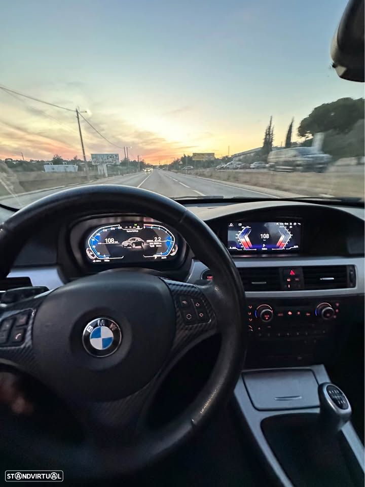 BMW 320 d xDrive Navigation - 1