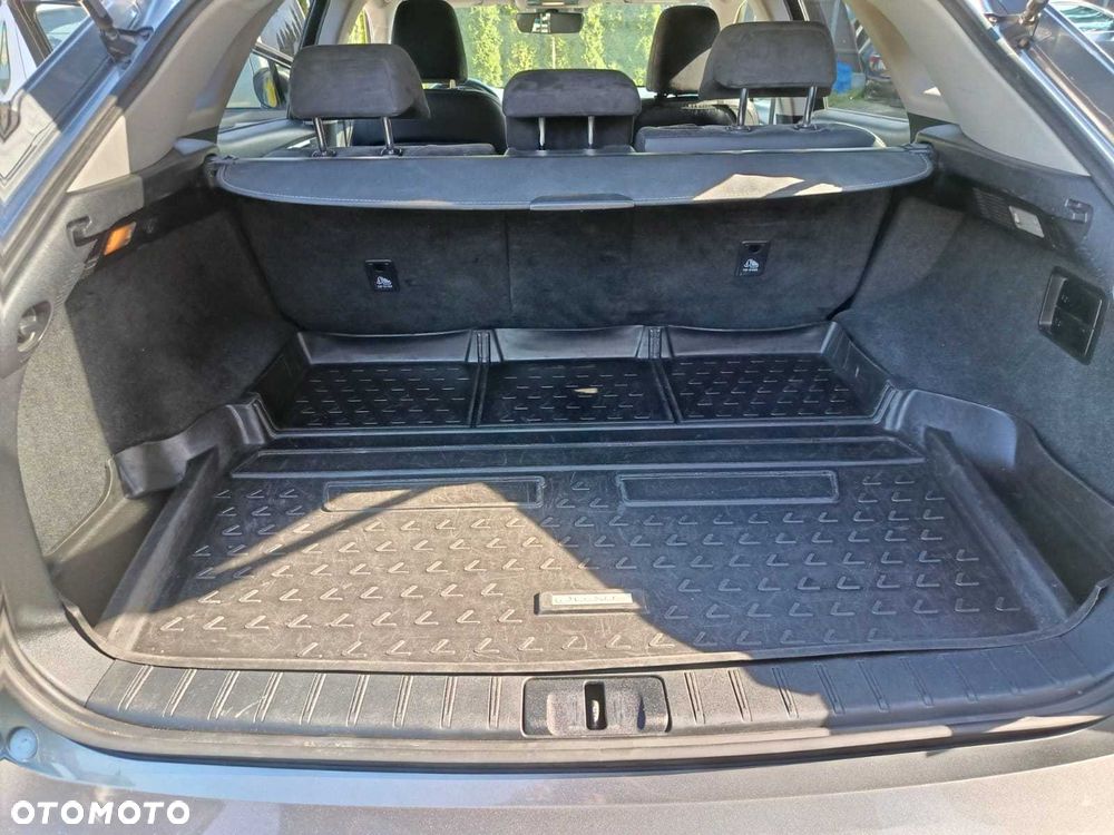 Lexus RX - 4
