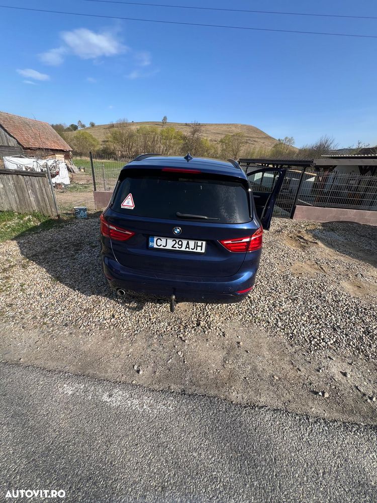 BMW Seria 2 218d Aut. Advantage - 28