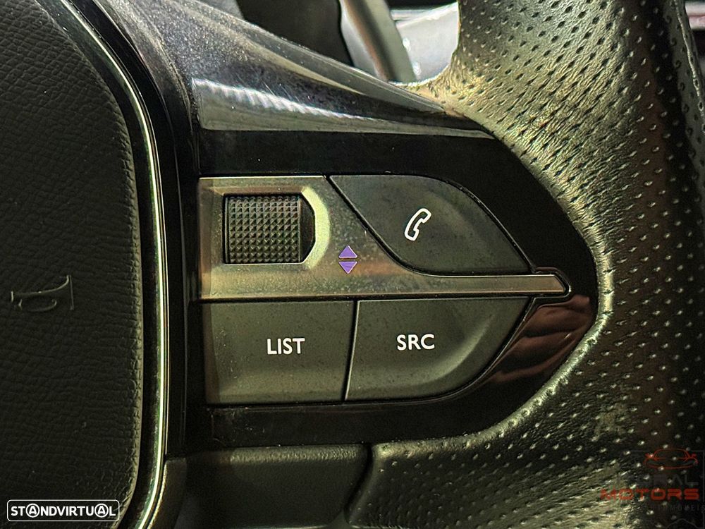 Peugeot 3008 1.2 PureTech GT Line EAT8 - 24