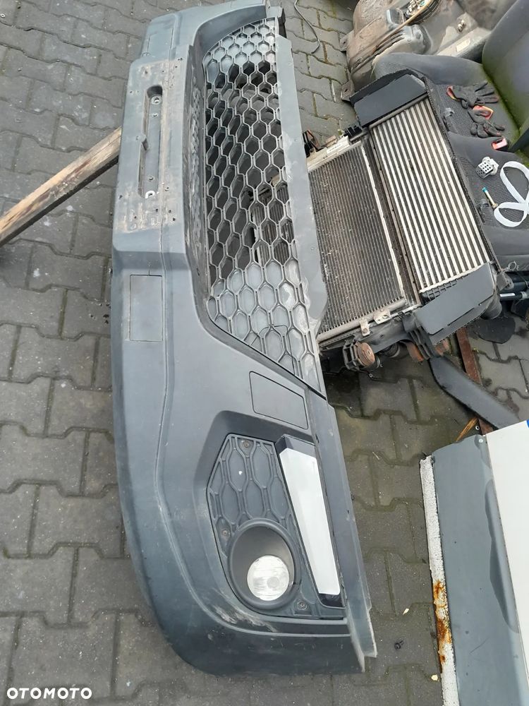 Zderzak z halogenami Iveco Daily 14- - 2