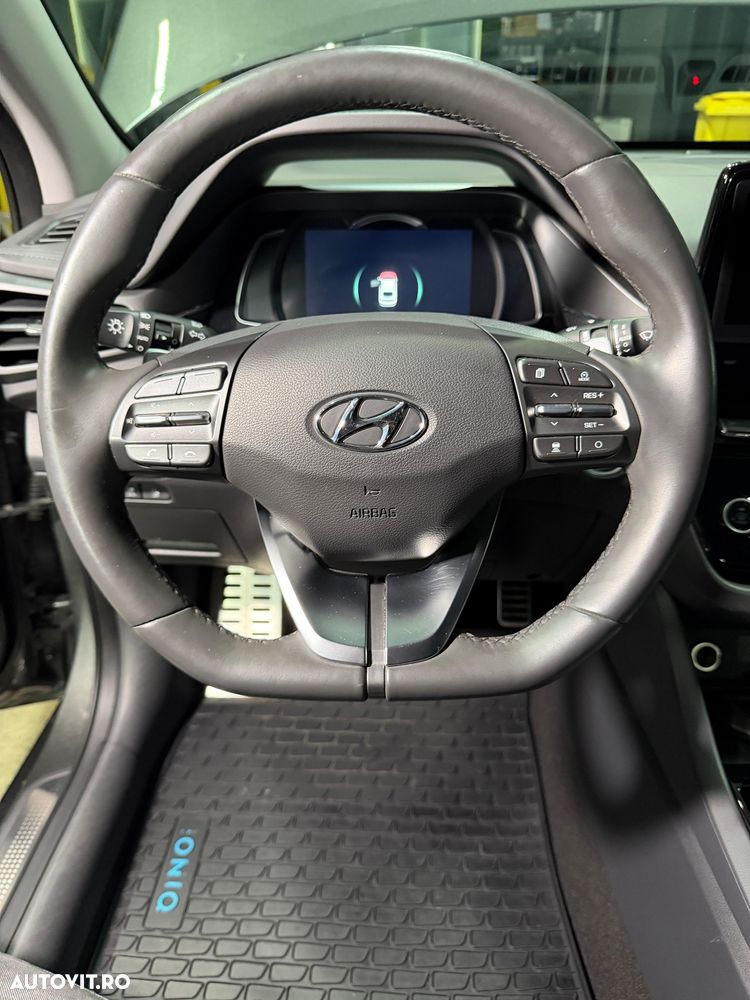 Hyundai IONIQ 1.6 141CP Exclusive - 23