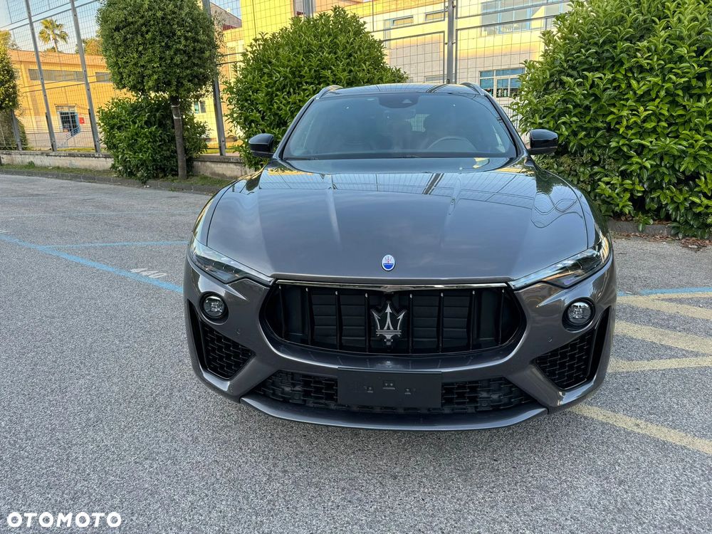 Maserati Levante S - 10