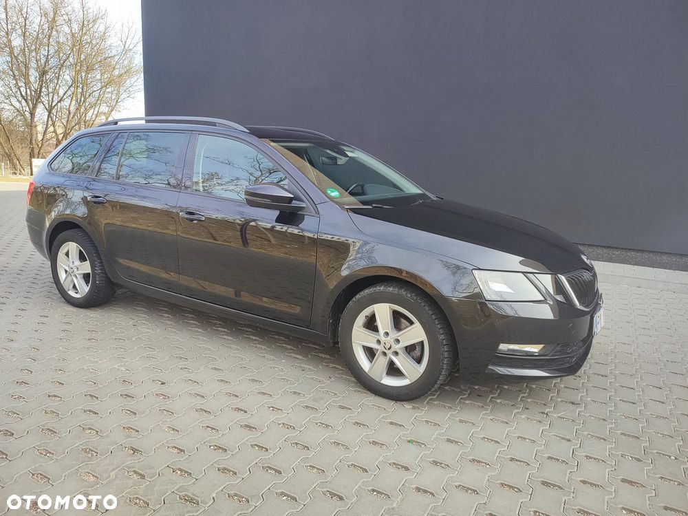 Skoda Octavia 1.5 TSI G-TEC DSG Tour - 8