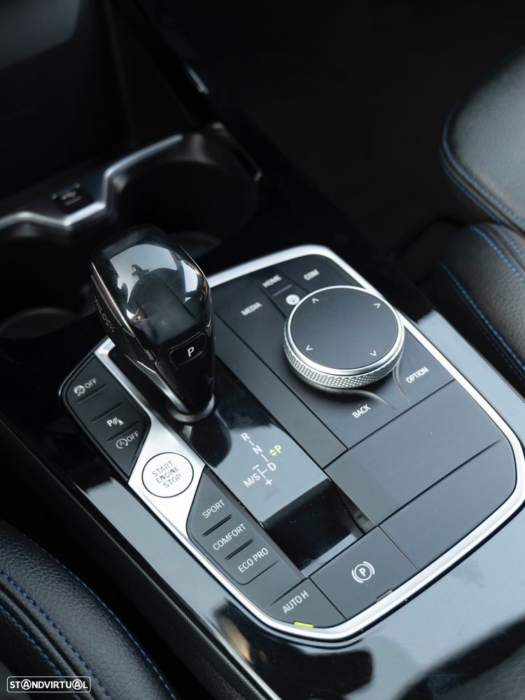 BMW 118 i Pack M Auto - 18