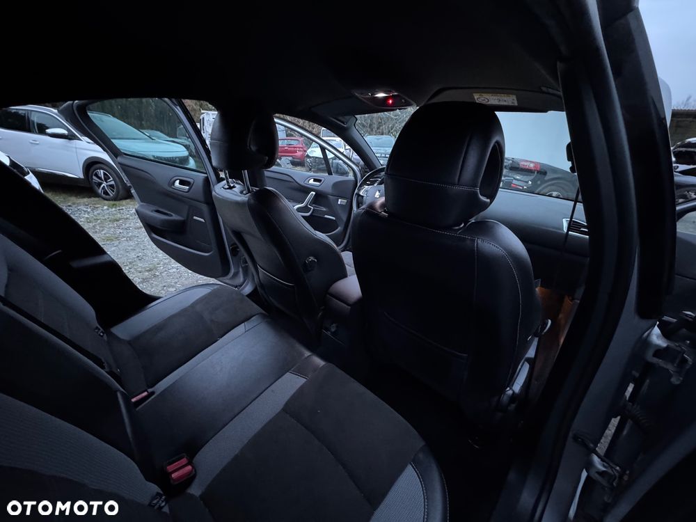 Citroën DS4 Cross 1.6 BlueHDi Be Chic S&S EAT6 - 12