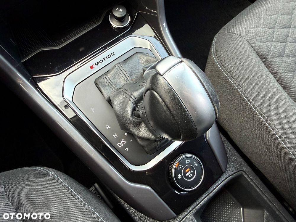 Volkswagen T-Roc 2.0 TDI SCR 4MOTION DSG IQ.DRIVE - 29