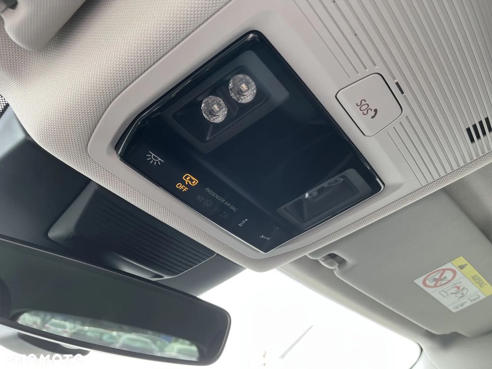 Volkswagen T-Roc 1.5 eTSI Style DSG - 38