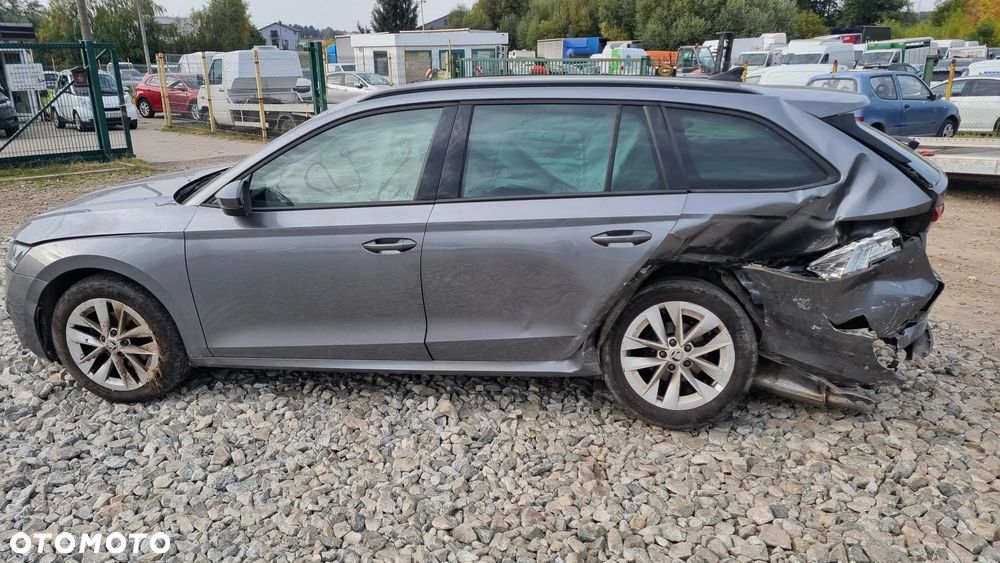 Skoda Octavia 2.0 TDI Style DSG - 1