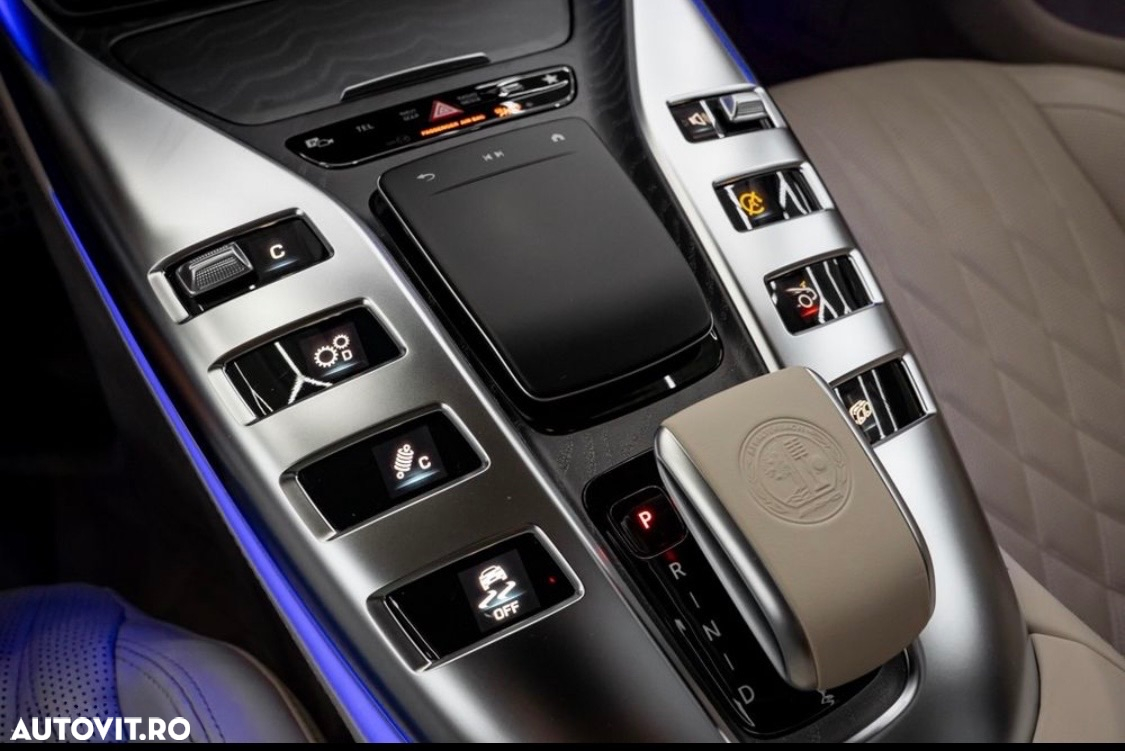 Mercedes-Benz AMG ver-53-4maticplus-mhev - 12