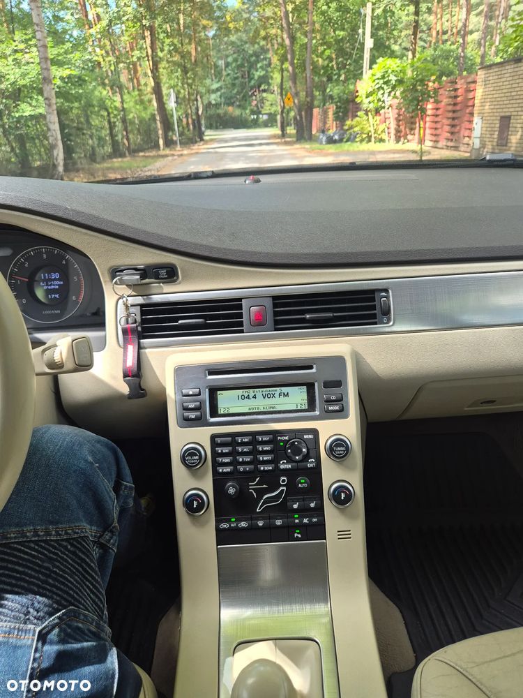 Volvo V70 2.0D Momentum - 12