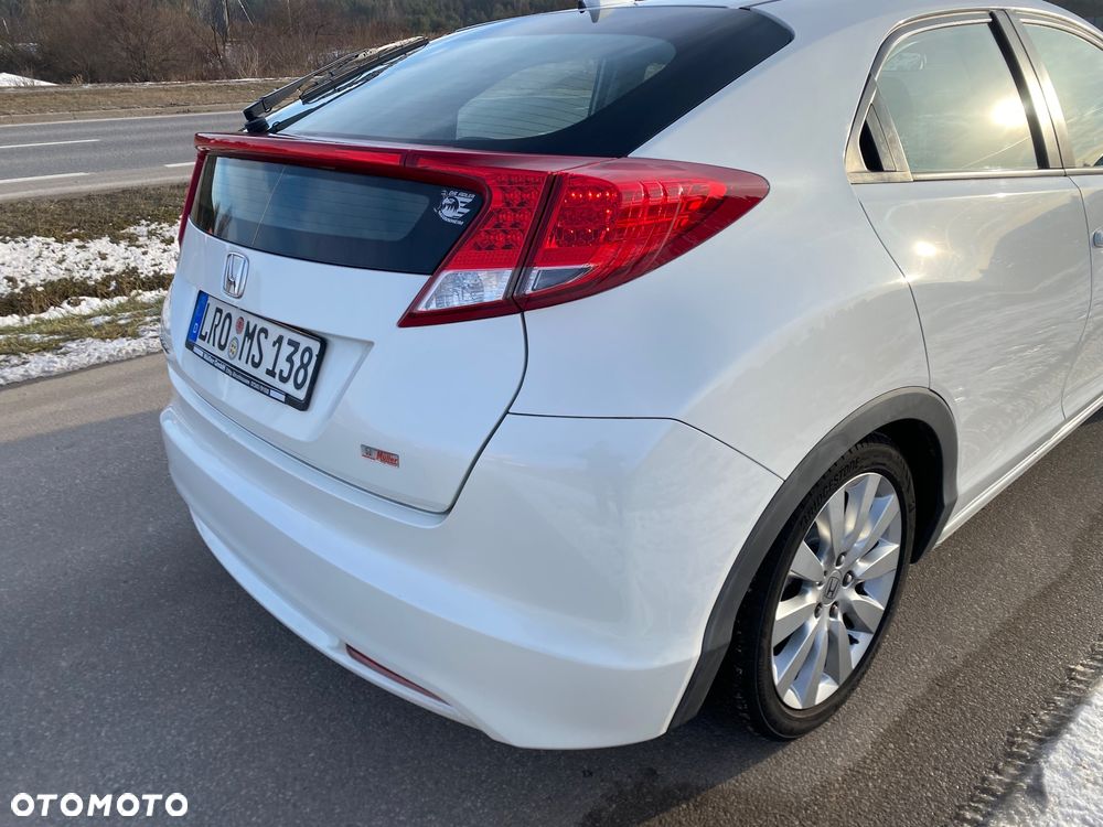 Honda Civic 1.4 i-VTEC Sport - 29