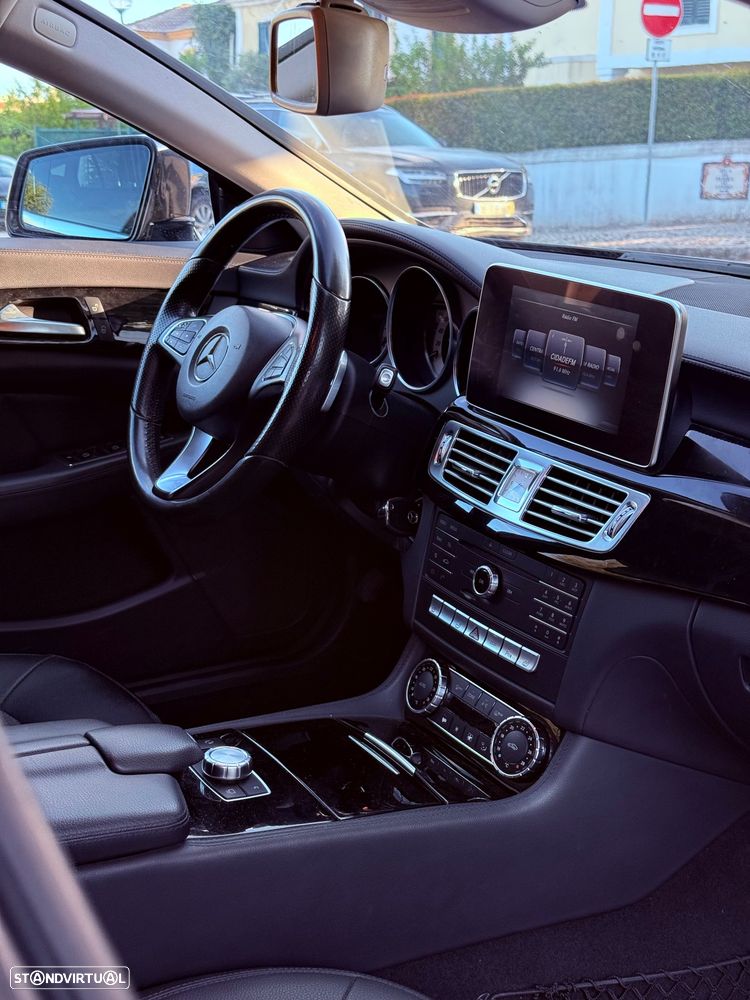 Mercedes-Benz CLS 220 - 10
