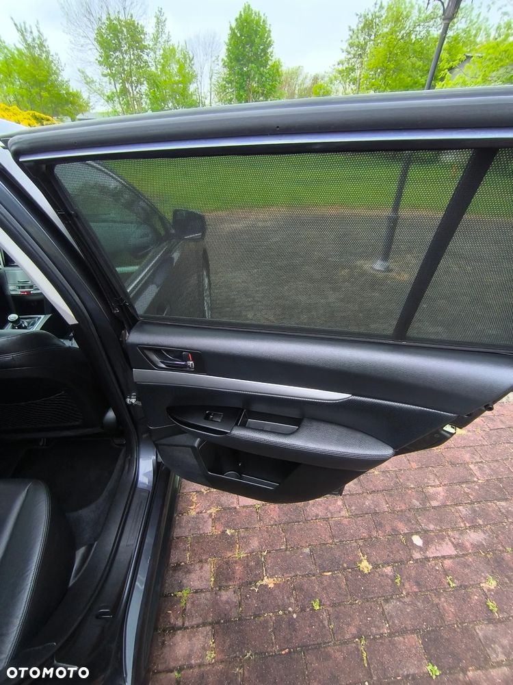 Subaru Legacy 2.0D Exclusive - 18