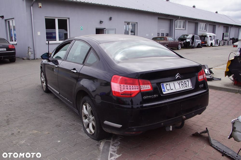 Auto na części - Citroen C5 II X7 1.6 HDI 110 KM 9HZ BE4R KTV 2008R Silnik Skrzynia Drzwi Szyba Błotnik Klapa Lampa Deska Kokpit Sterownik Moduł Kierownica Licznik - 6