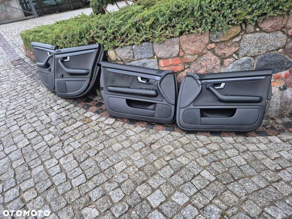 audi a4 b6 b7 kombi sedan tapicerki boczki drzwi  komplet - 1