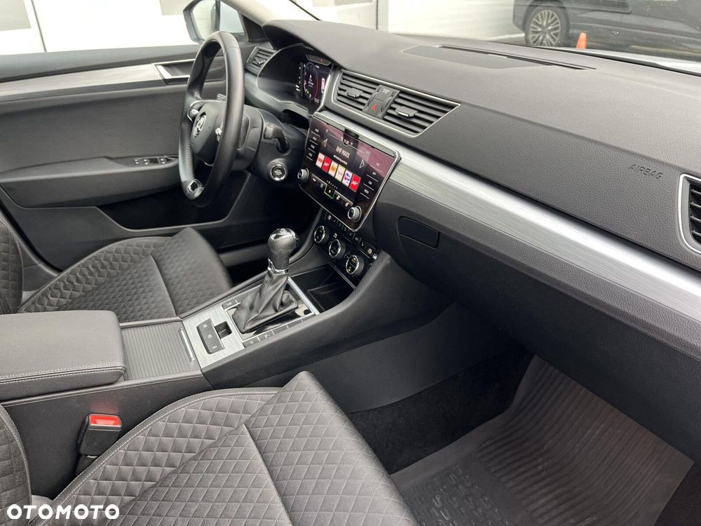 Skoda Superb 1.5 TSI Ambition DSG - 11