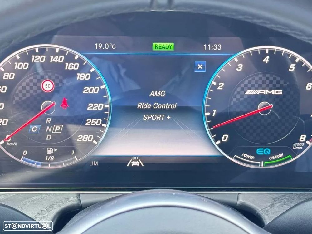 Mercedes-Benz E 53 AMG 4Matic+ - 41