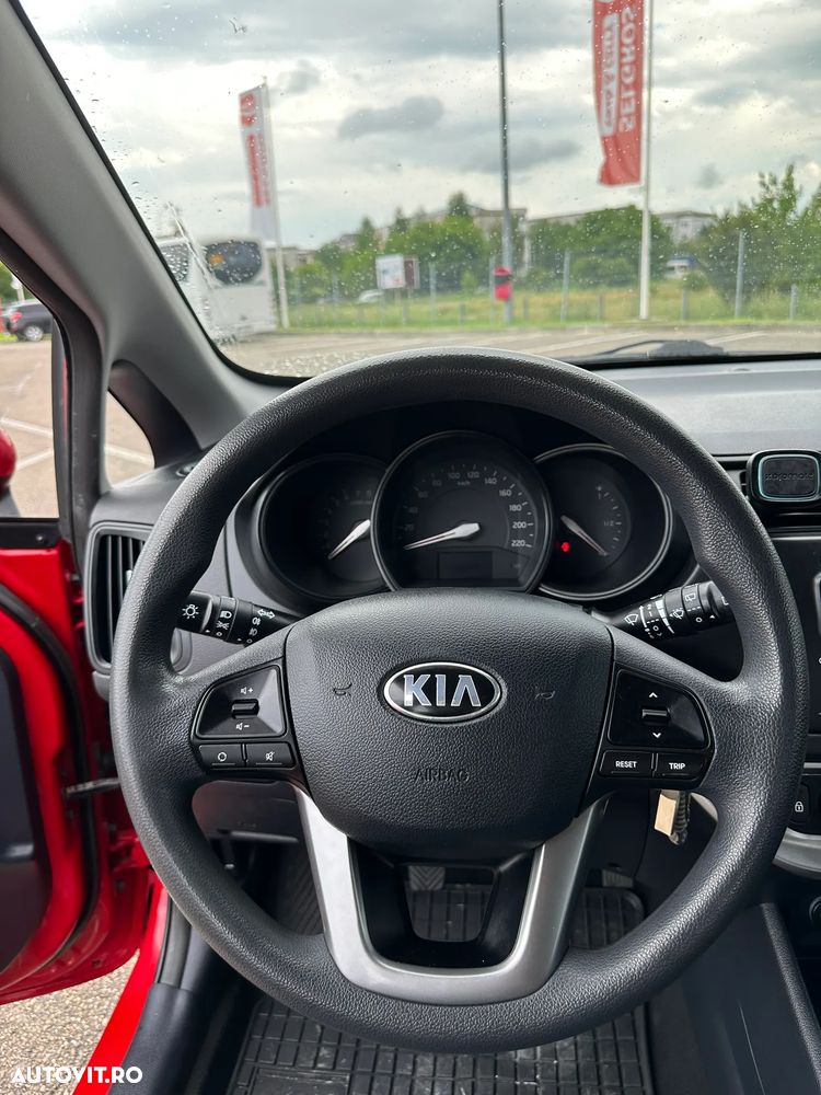 KIA Rio 2013 — imagine 15