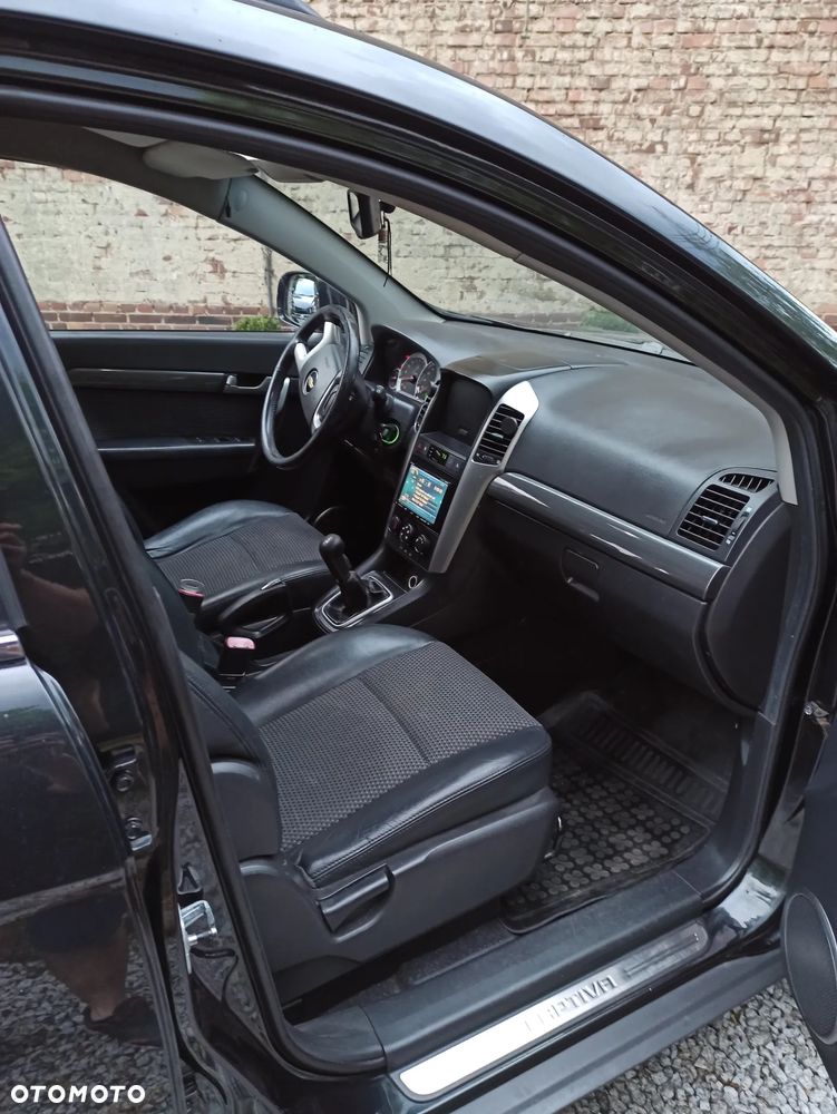 Chevrolet Captiva 2.4 LS - 10