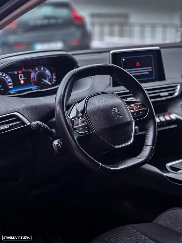 Peugeot 3008 1.5 BlueHDi Active - 4