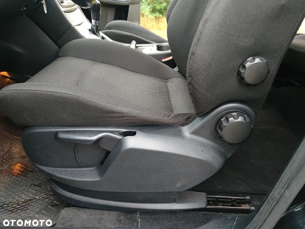 Ford S-Max 2.0 TDCi Trend - 31