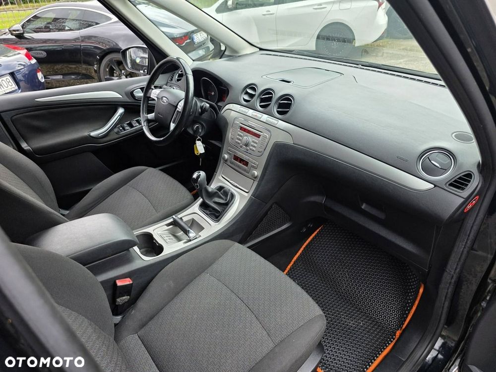 Ford Galaxy 2.0 FF Trend - 20