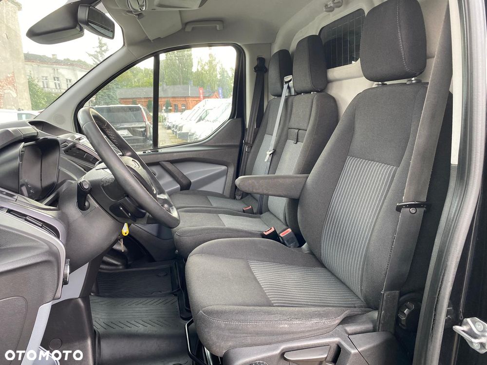 Ford TRANSIT CUSTOM - 14