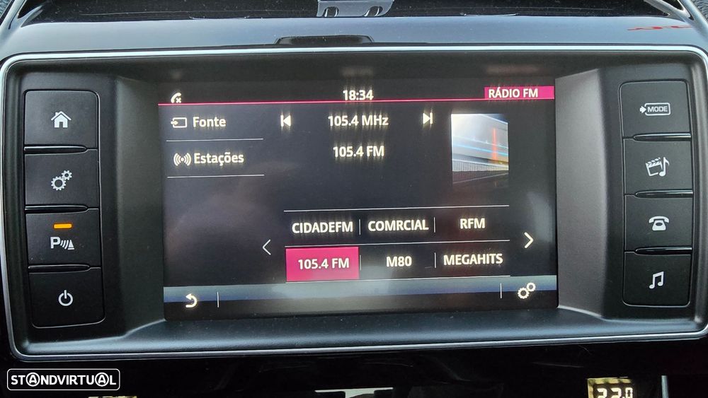 Jaguar XE 2.0 D R-Sport - 25