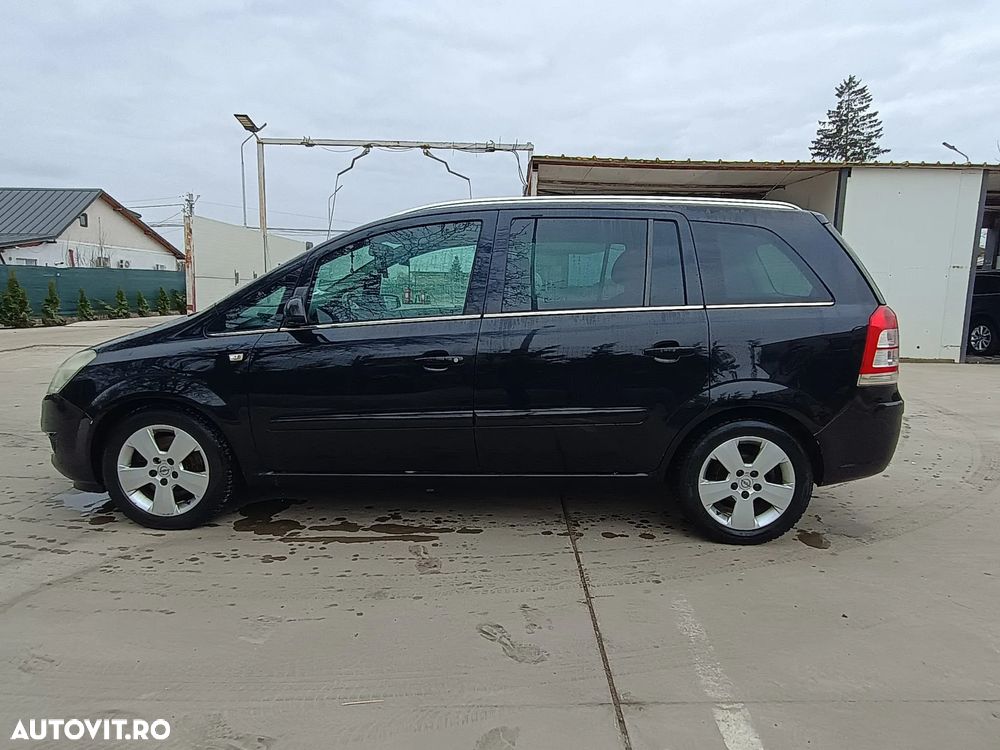 Opel Zafira - 2